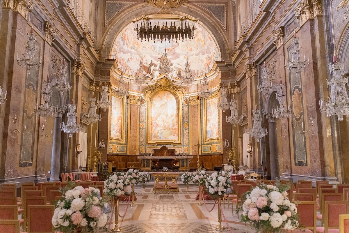 chiesa-dei-lampadari-rett